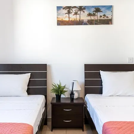 Olympian 2br With Balcony Limassol